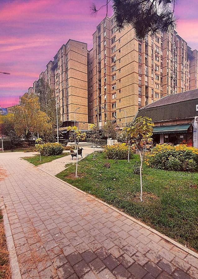 Aka 1 - Big Central Apartment Priștina Exterior foto